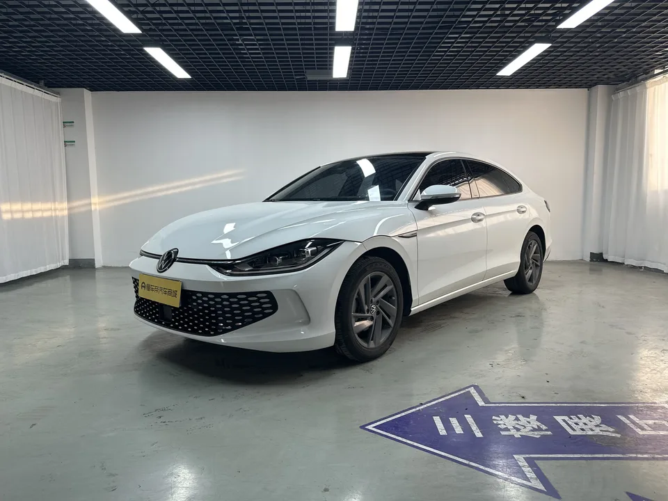 Volkswagen Lamando 2024 Lingdu Lingdu L 280TSI DSG Hot Edition 2025 — фото 1, купить с доставкой в Москву