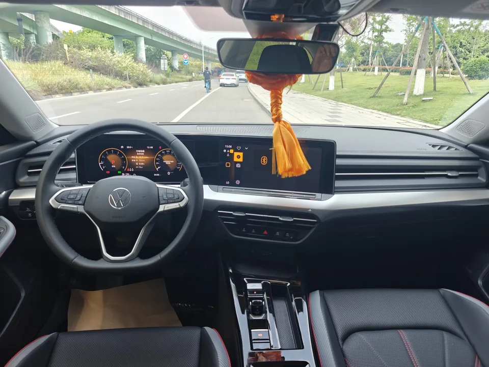 Volkswagen Lamando Lingdu 2025 Lingdu L 280TSI DSG Hot Edition 2025 — thumbnail 3