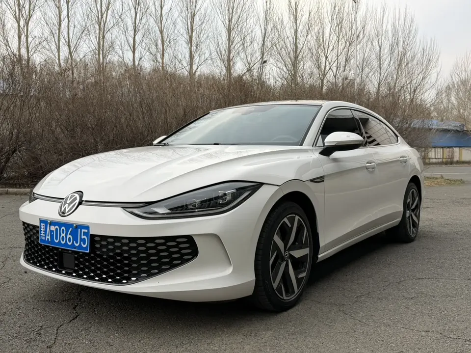 Volkswagen Lamando Lingdu Lingdu L 280TSI DSG Cool Edition 2023 — фото 1, купить с доставкой в Москву