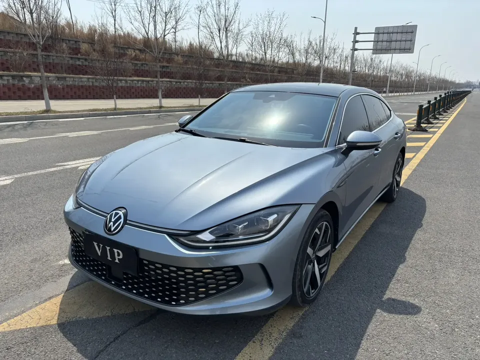 Volkswagen Lamando Lingdu Lingdu L 280TSI DSG Cool Edition 2022 — фото 1, купить с доставкой в Москву