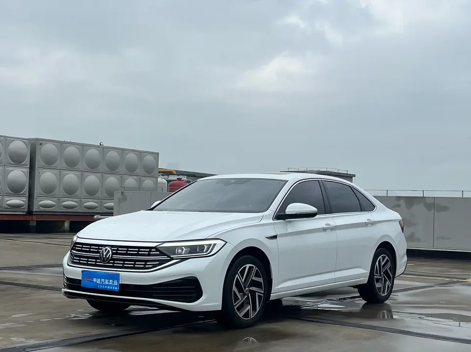 Volkswagen Sagitar 2024