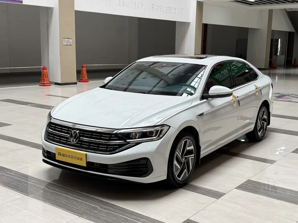 Volkswagen Sagitar 2024