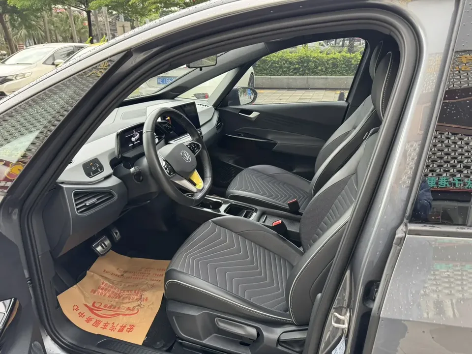 Volkswagen ID.3 pure version 2023 — миниатюра 3