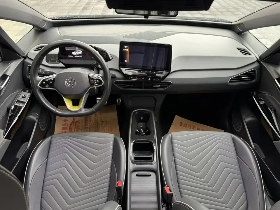 Volkswagen ID.3 pure version 2023 — миниатюра 5