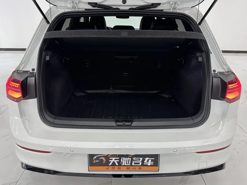 Volkswagen Golf golf 2023 280TSI DSG R-Line Lite 2024 — thumbnail 3