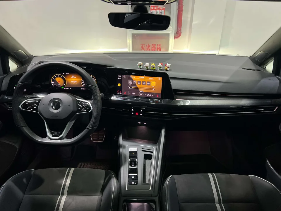 Volkswagen Golf Golf 2023 280TSI DSG R-Line Lite 2022 — миниатюра 4