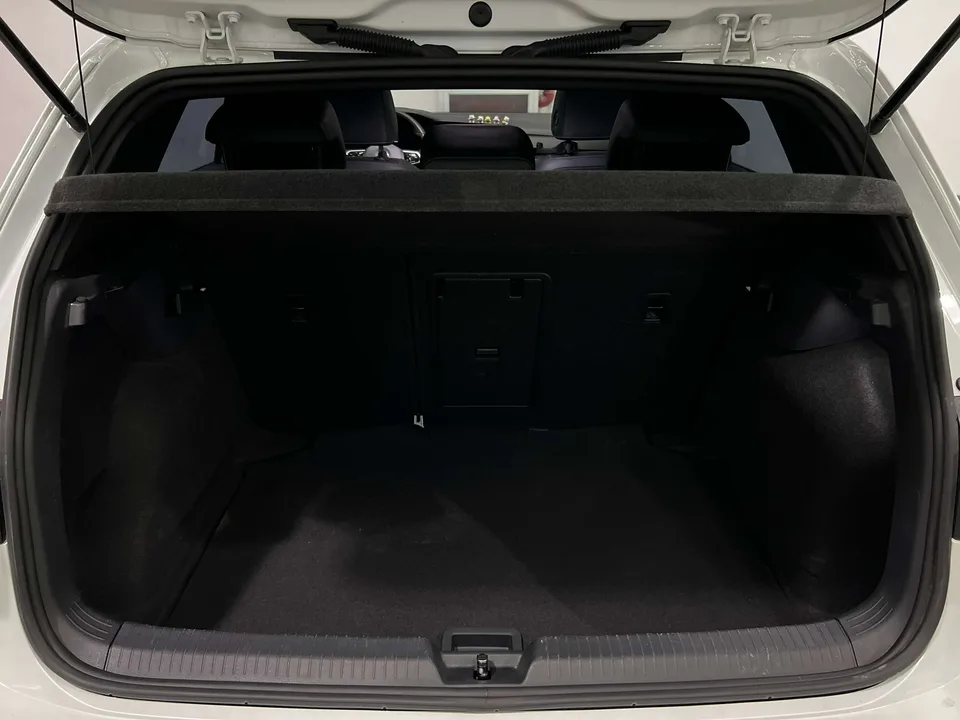 Volkswagen Golf Golf 2023 280TSI DSG R-Line Lite 2022 — миниатюра 5