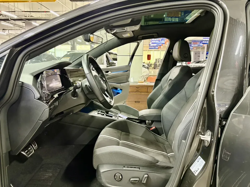 Volkswagen Golf Golf 2021 280TSI DSG R-Line 2022 — миниатюра 3