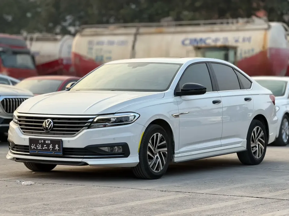 Volkswagen Lavida Lavida 2022 280TSI DSG Deluxe Edition 2022 — фото 1, купить с доставкой в Москву