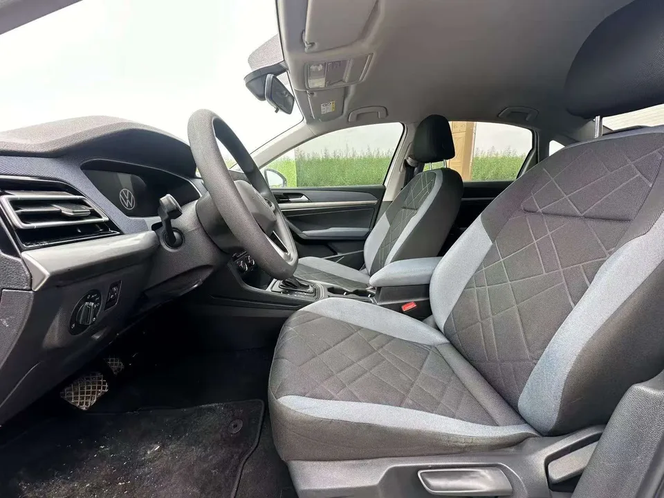 Volkswagen Lavida Lavida 2023 1.5L Automatic Fully Edition 2022 — thumbnail 5