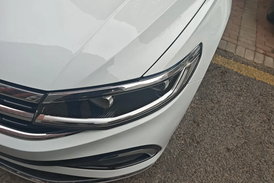 Volkswagen Bora Bora 2023 200TSI DSG Zhixing PRO Edition 2022 — миниатюра 2