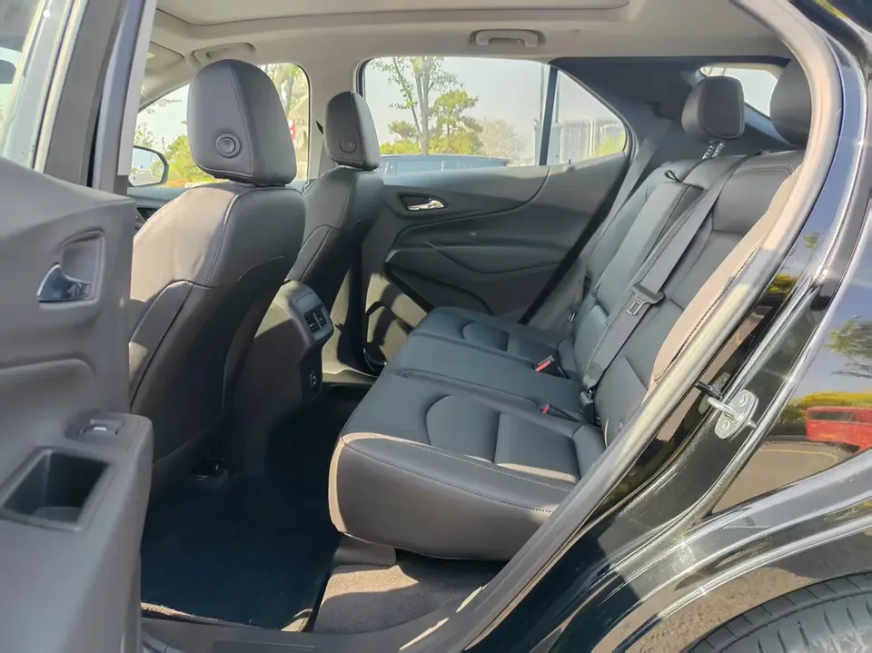 Chevrolet Equinox 2021 Explorer 535T Territory Edition 2022 — миниатюра 4