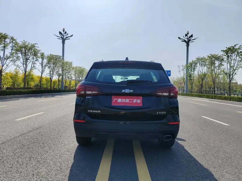 Chevrolet Equinox 2021 Explorer 535T Territory Edition 2022 — миниатюра 5