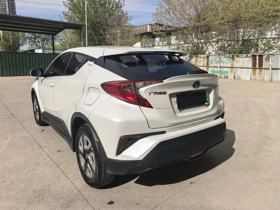 Toyota C-HR EV luxury version 2022 — миниатюра 4
