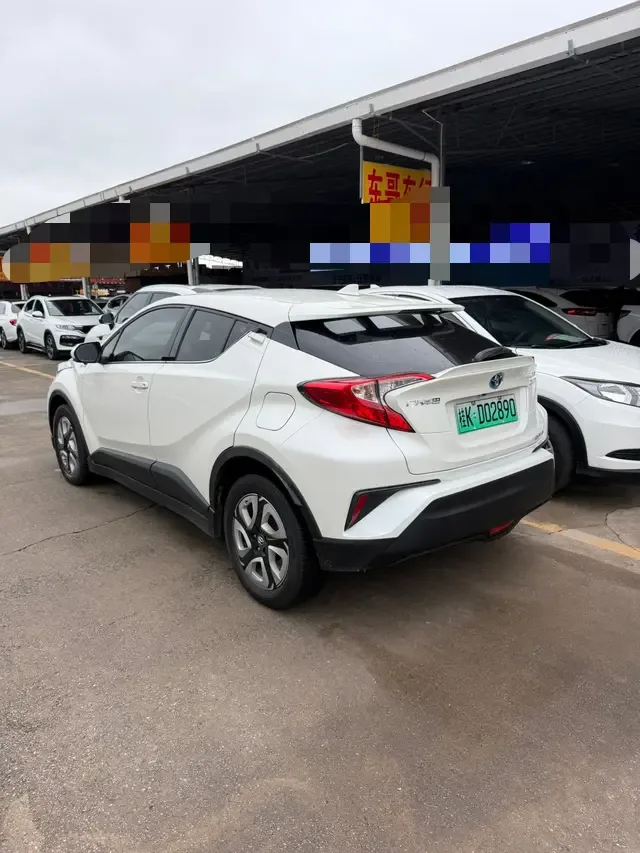 Toyota C-HR EV Toyota C-HR EV 2020 2022 — thumbnail 3
