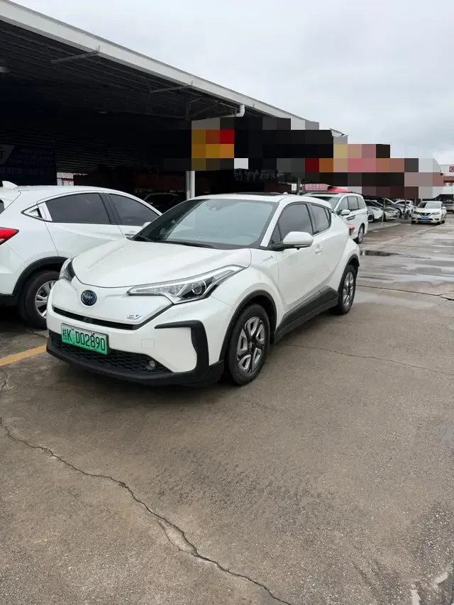 Toyota C-HR EV 2022