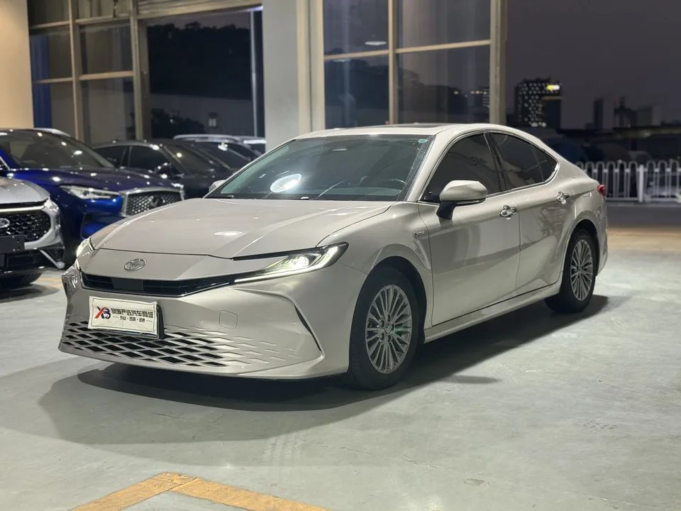 Toyota Camry 2024