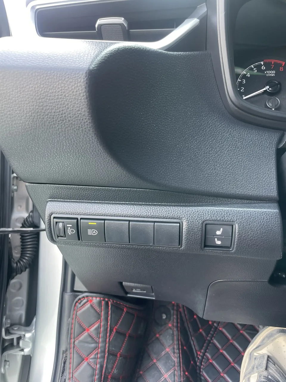 Toyota Levin 2022 Lelink 185T CVT Luxury Edition 2022 — миниатюра 5