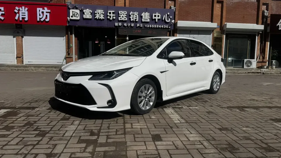 Toyota Corolla Corolla 2021 1.5L CVT Elite Edition 2023 — photo 1, buy with delivery to Moscow