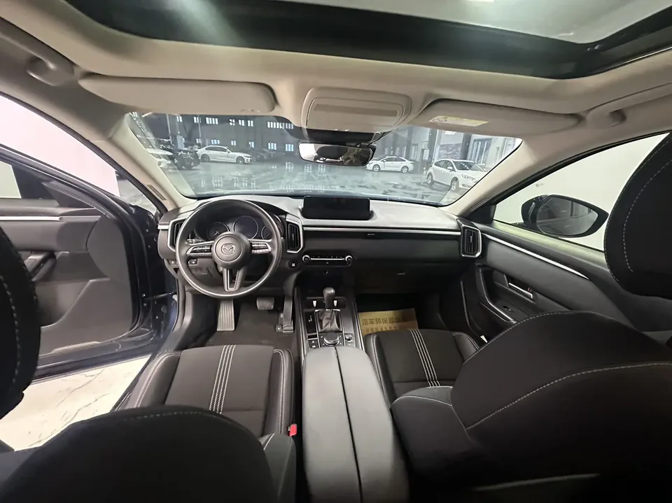 Mazda CX-50 OK 2.0L automatic version 2023 — миниатюра 5