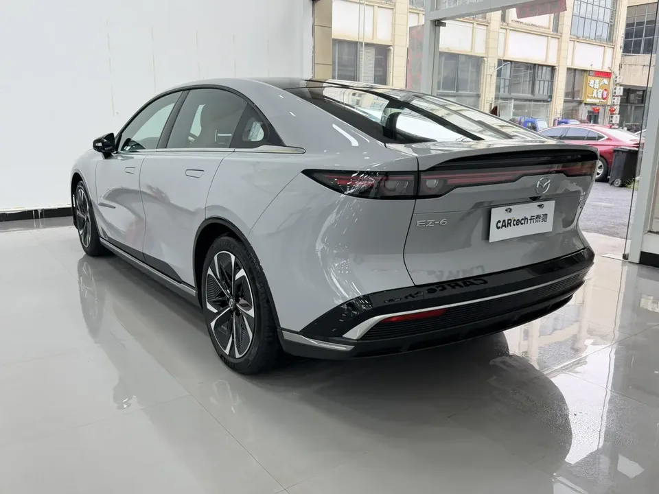 Mazda EZ-6 Pure Electric 600 Zhizun Edition 2024 — миниатюра 4