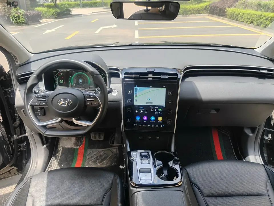 Hyundai tucson l Tucson 2023 Tucson L 1.5T DLX 2WD Luxury Edition 2023 — миниатюра 3