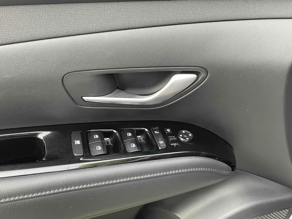 Hyundai tucson l Tucson 2023 Tucson L 1.5T LUX 2WD Premium Edition 2022 — миниатюра 4