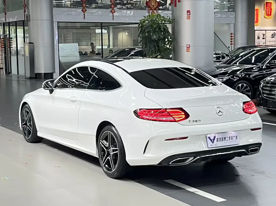 Mercedes-Benz C-Class C-Class 2021 Mercedes-Benz C-Class (Imported) 2021 C 260 Coupe 2022 — thumbnail 4