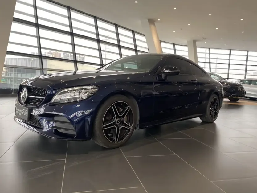 Mercedes-Benz C-Class 2022