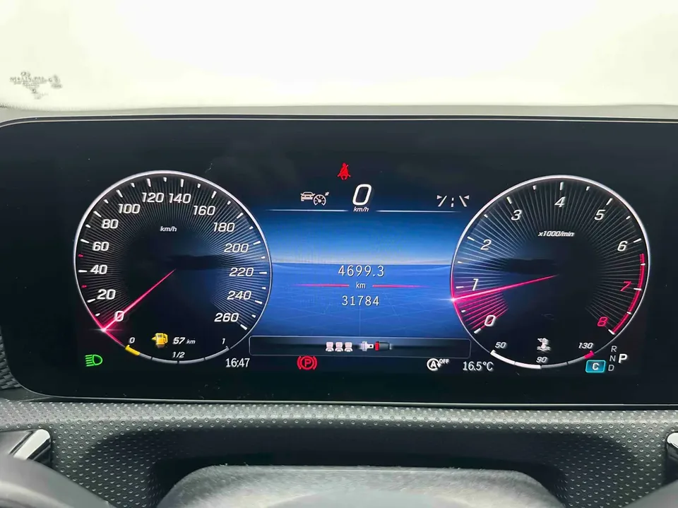 Mercedes-Benz Mercedes Benz A Class Mercedes-Benz A-Class 2023 A 180 L 2023 — миниатюра 3