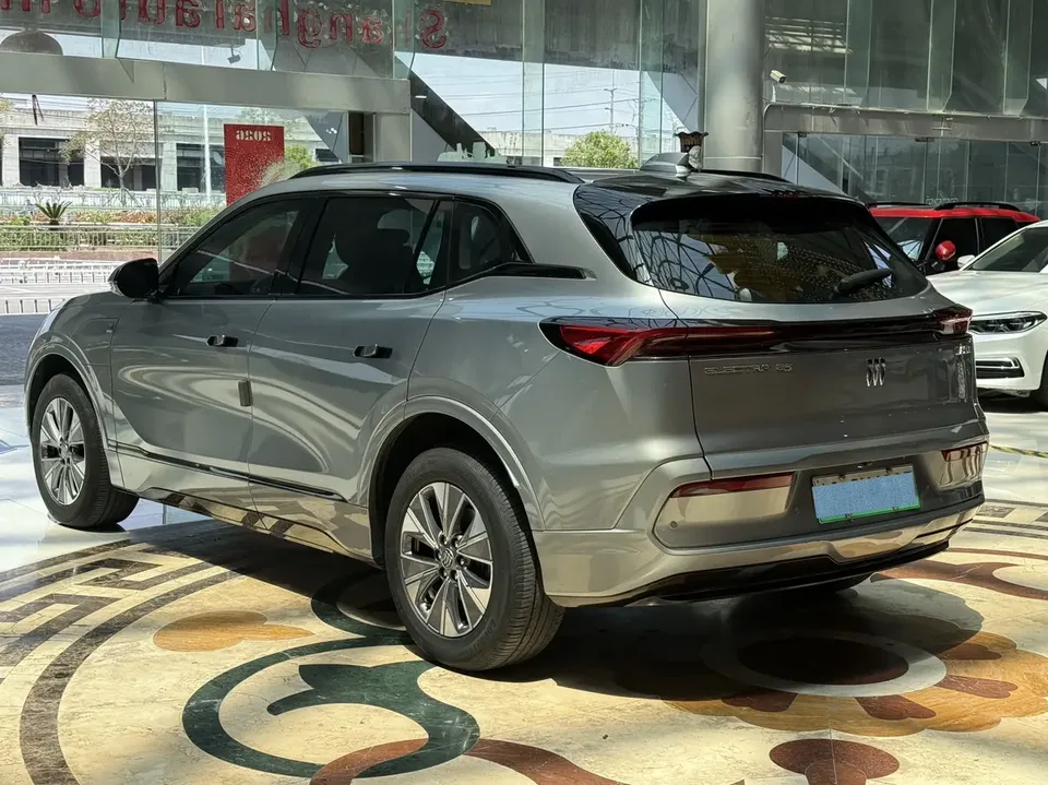 Buick E5 Smart Enjoy Long Range Edition 2023 — миниатюра 2
