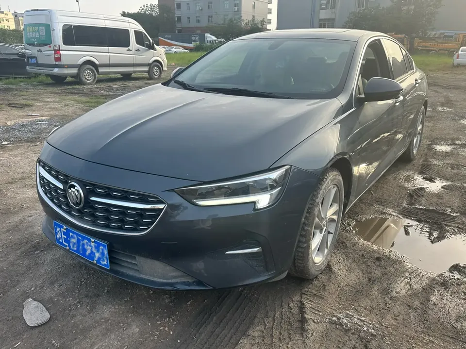 Buick Majesty 2022