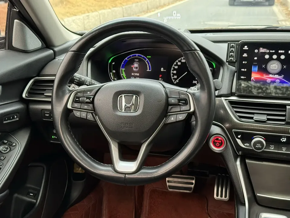 Honda Accord 2022 Accord Hybrid 2.0L Phantom Night Smart Edition 2022 — миниатюра 5