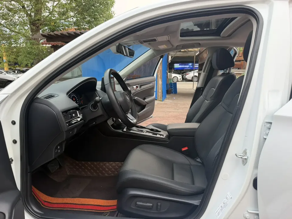 Honda Integra 240TURBO CVT Deluxe Edition 2024 — миниатюра 5