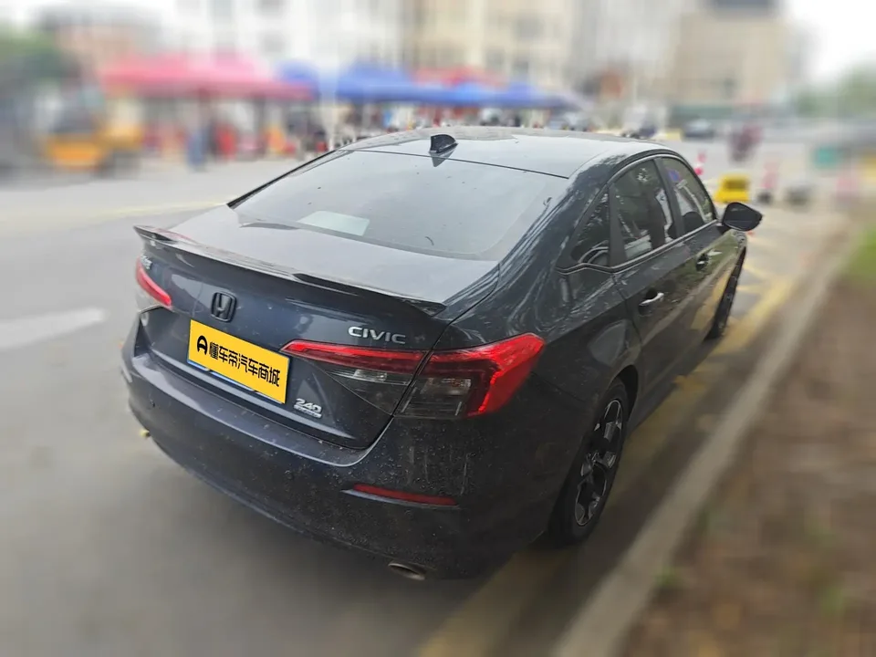 Honda CIVIC 2022 Civic 240TURBO CVT Ignition Edition 2023 — миниатюра 4
