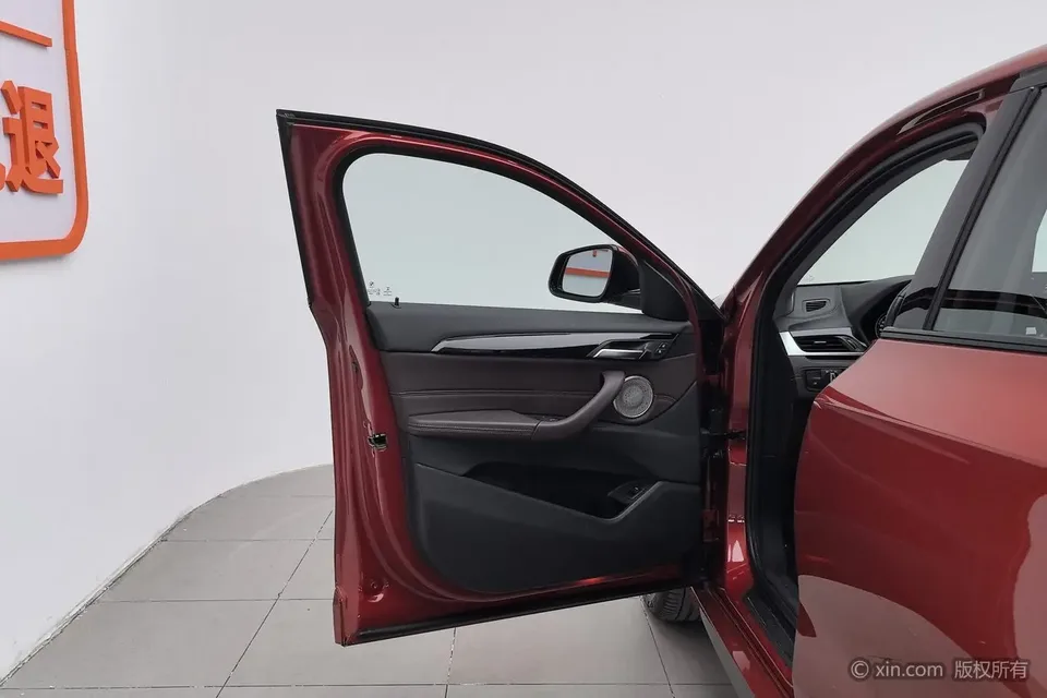 BMW X2 facelift sDrive25i M Sport package 2022 — миниатюра 5