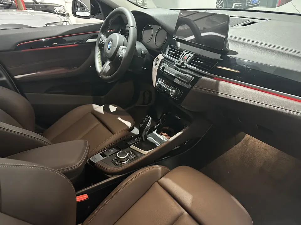 BMW X2 BMW X2 2021 sDrive25i Exclusive M Sport Package 2023 — миниатюра 3