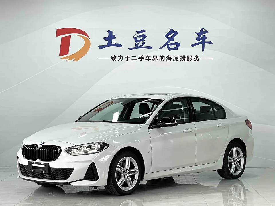 BMW 1 Series BMW 1 Series 2023 120i M Sport Night Edition 2023 — фото 1, купить с доставкой в Москву