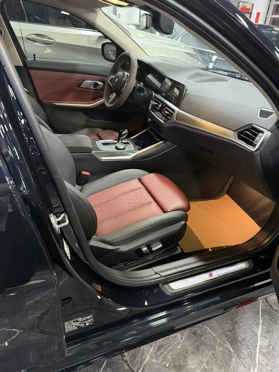 BMW 3 Series facelift 325Li M Sport Night Edition 2022 — миниатюра 4