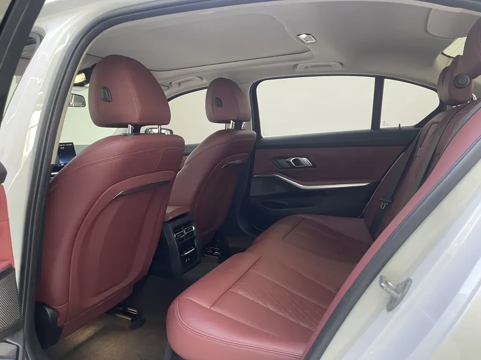 BMW 3 Series BMW 3 Series 2023 320Li M Sport Package 2023 — миниатюра 4