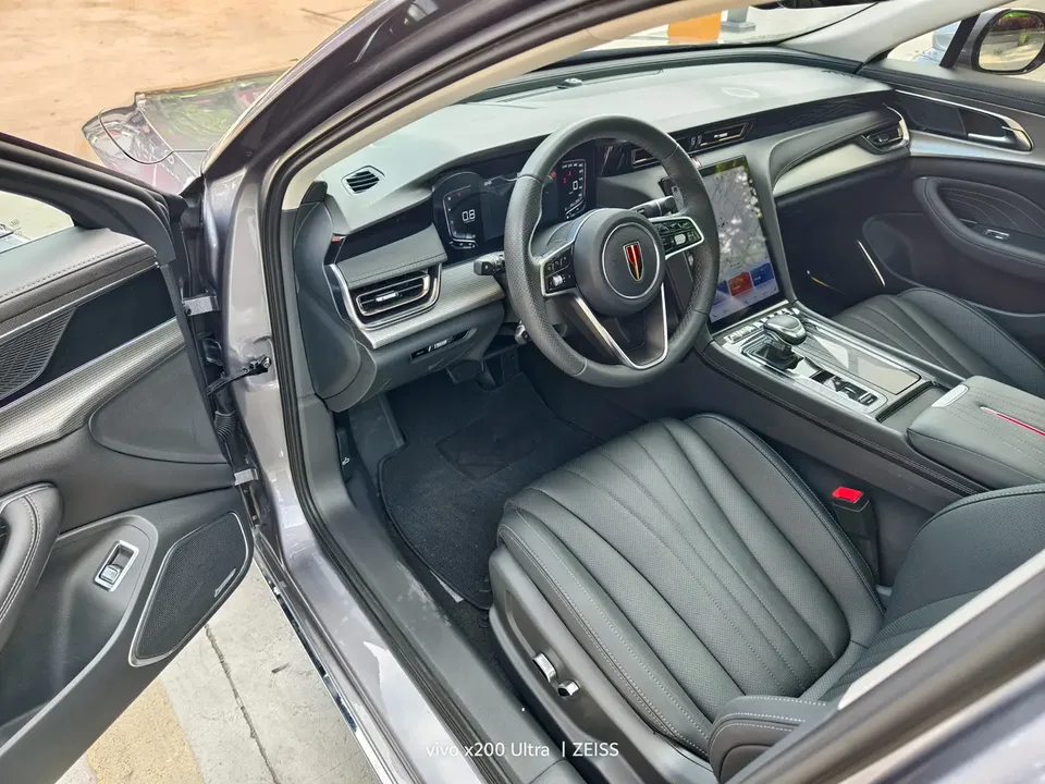 Hongqi H5 Hongqi H5 2023 2.0T Automatic Intelligent Connected Flag Edition 2022 — миниатюра 5