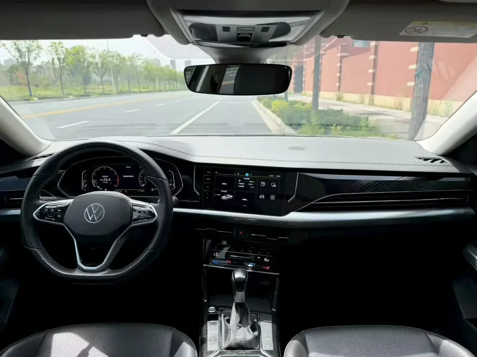 Volkswagen Passat Passat 2022 330TSI Starry Sky Premium Edition 2023 — миниатюра 2