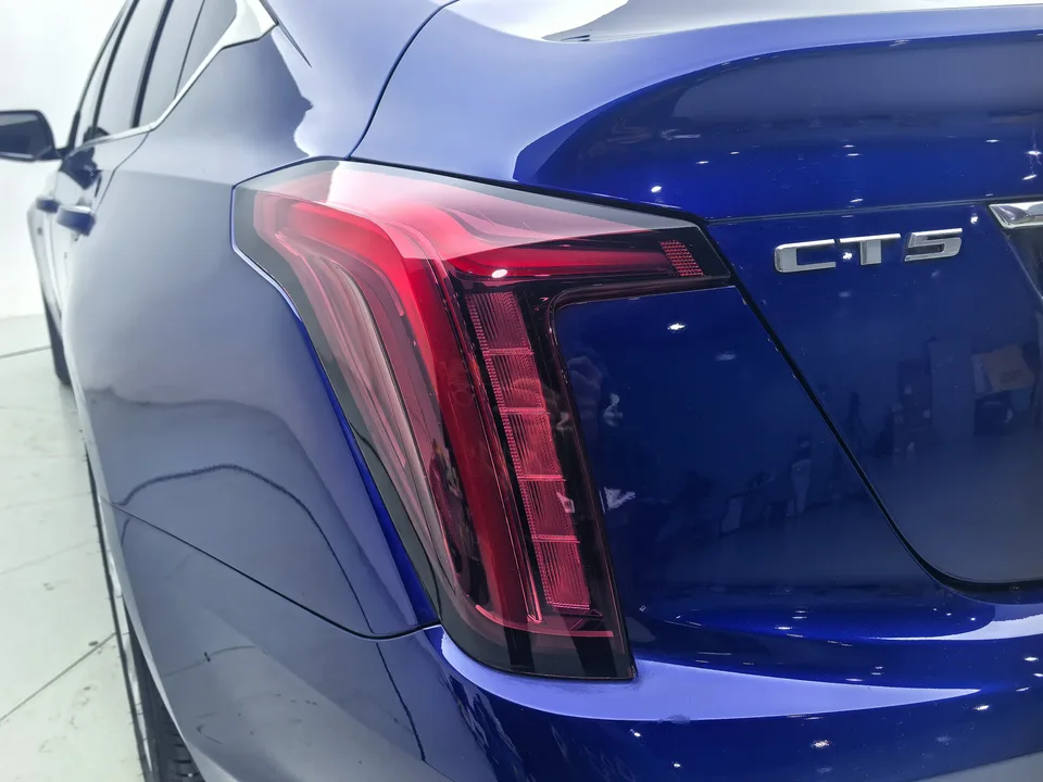 Cadillac CT5 28T Luxury Standard Edition 2023 — миниатюра 2