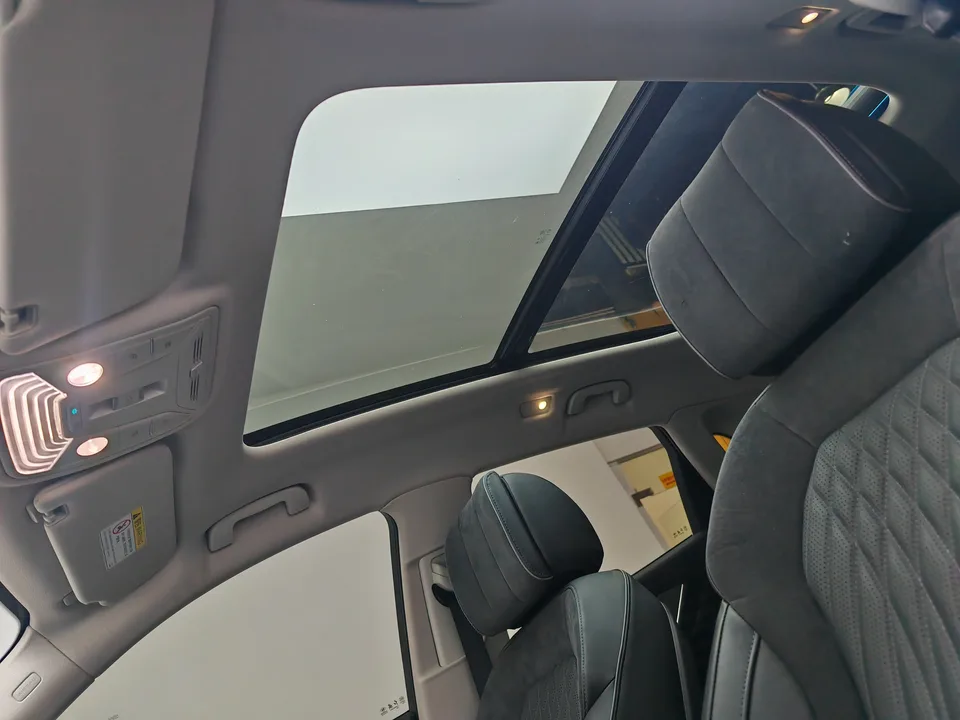 Hongqi HS5 Hongqi HS5 2022 facelift 2.0T Zhilian Qixiang Edition 2022 — миниатюра 5