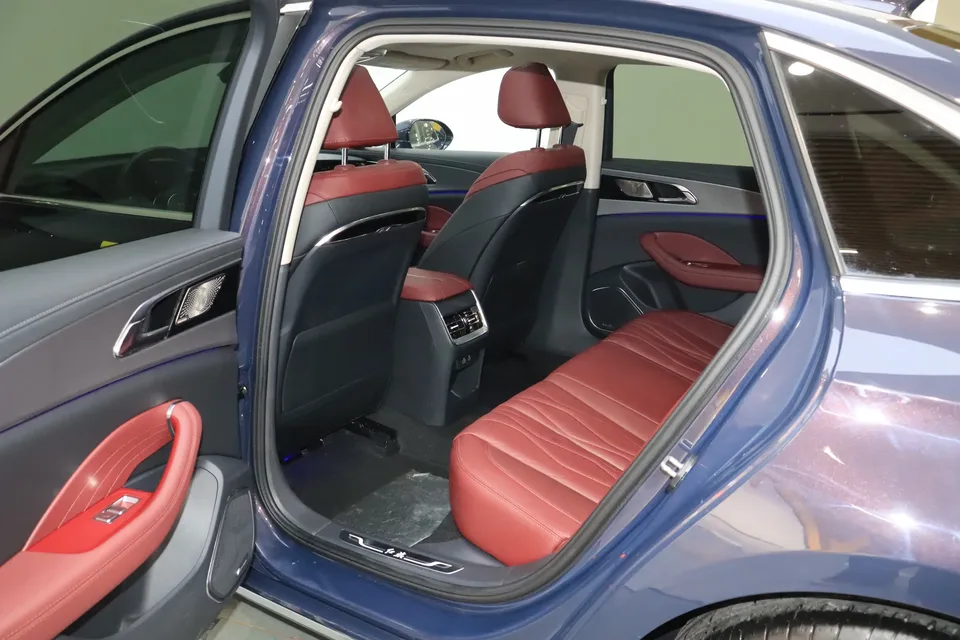 Hongqi H5 Hongqi H5 2024 2.0T Automatic Intelligent Connection Flagship Edition 2023 — миниатюра 5