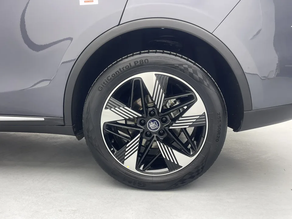 BYD Tang DM Tang DM 2023 DM-i Champion Edition 112KM Premium 2023 — thumbnail 4