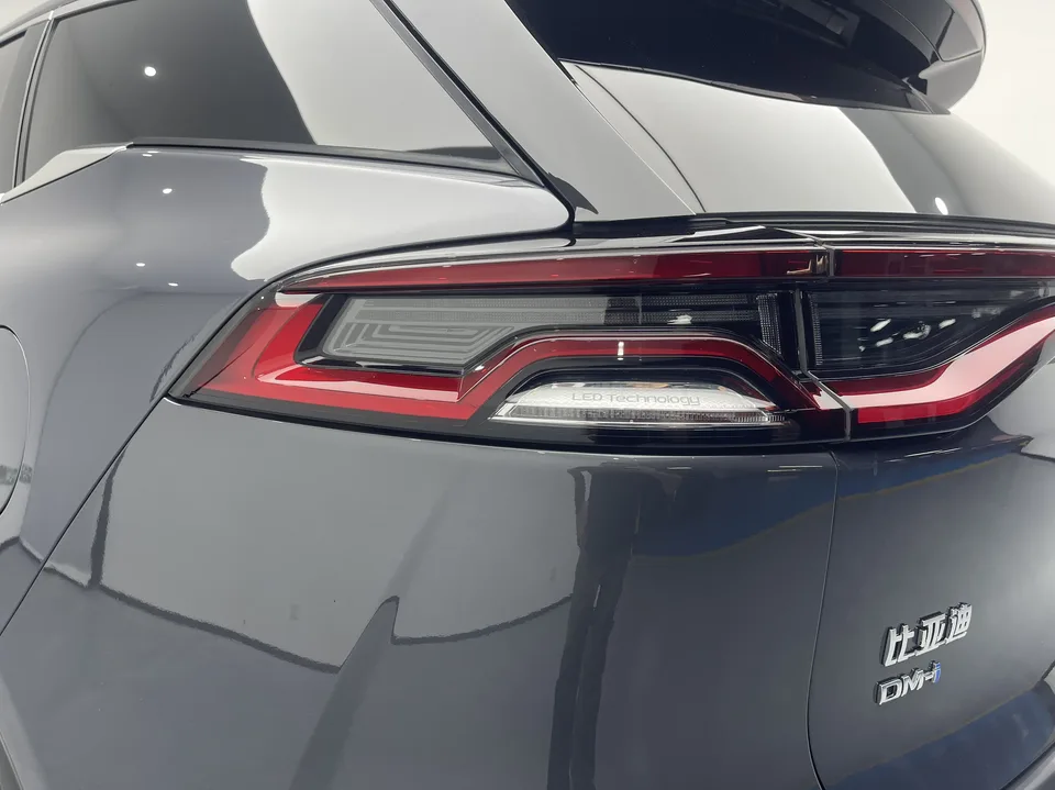 BYD Tang DM Tang DM 2023 DM-i Champion Edition 112KM Premium 2023 — thumbnail 5