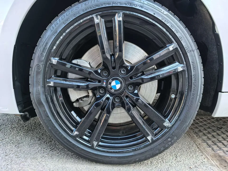 BMW 1 Series BMW 1 Series 2023 125i M Sport Night Edition 2023 — миниатюра 4