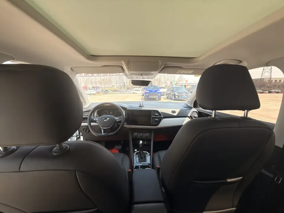 Jetta VS7 VS7 2023 280TSI automatic aggressive version 2023 — thumbnail 3