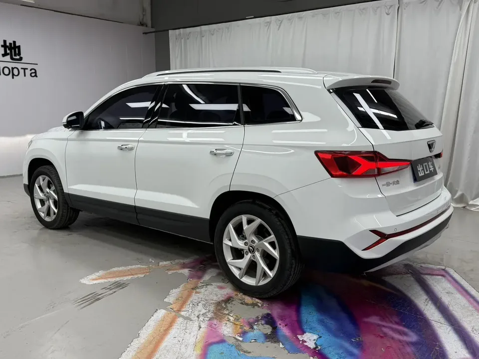 Jetta VS7 280TSI Automatic Enjoy Edition 2023 — миниатюра 4